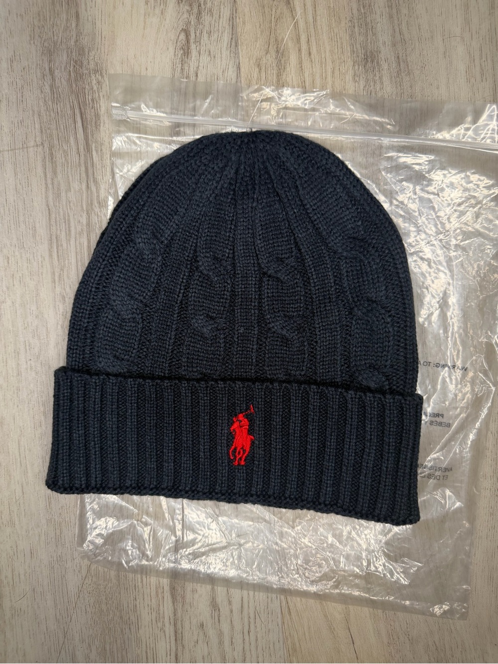 Ralph Lauren Knit Beanie New without Tag Black/Red
